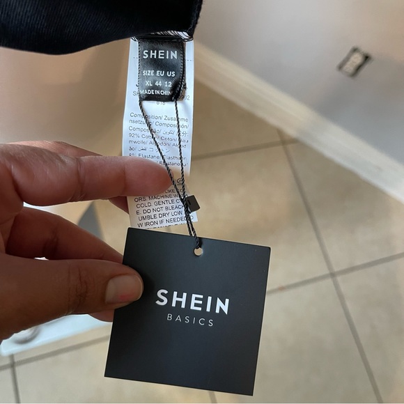 SHEIN BASICS Black Cotton High Neck Solid Bodycon Dress
Size XL for size 12-14 - Picture 13 of 14